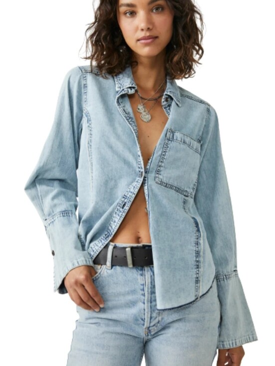 We The Free Tops - WE THE FREE I S Mackenzie Denim Shirt I light blue acid wash
